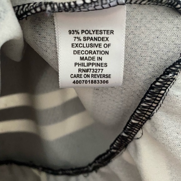 Black and white striped peplum top - Picture 3 of 3